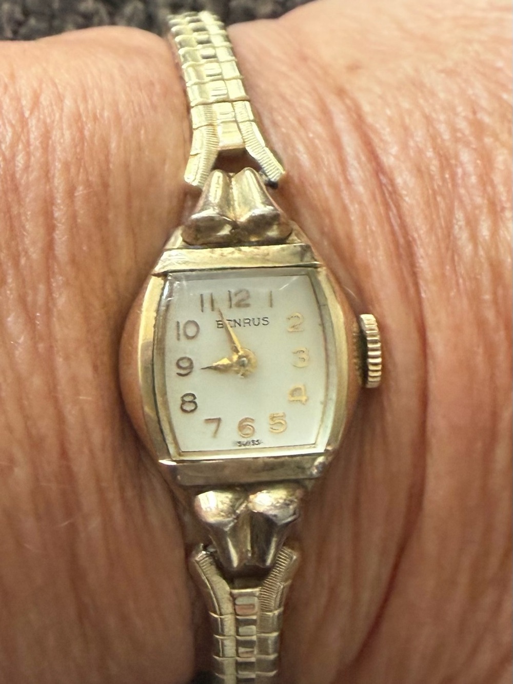 Vintage Benrus Ladies 10K Rolled Gold Plate Watch Swiss Mechanical